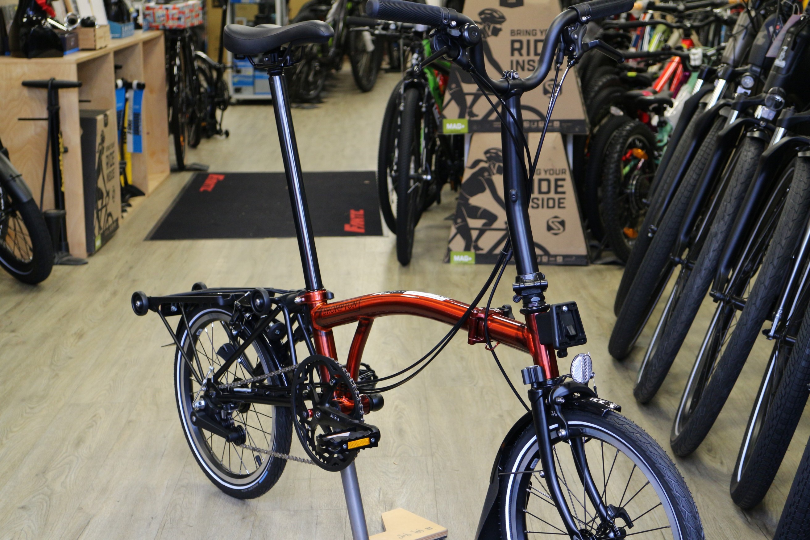 Brompton red online lacquer