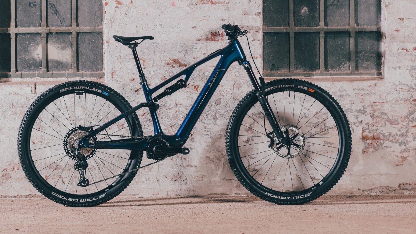 New CUBE AMS Hybrid ONE44 C:68X SuperTM 400X 29 first ride review.