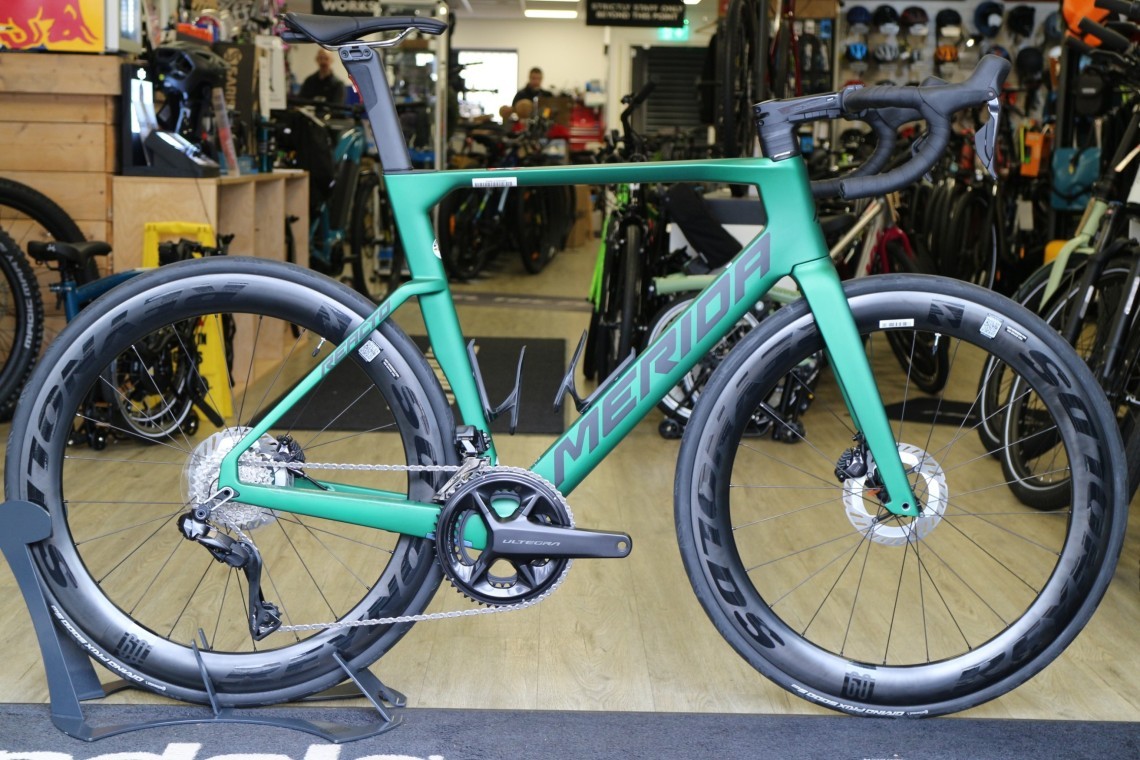 Merida Reacto 8000 2025 Road Bike Damian Harris Cycles E bike specialist Cardiff UK