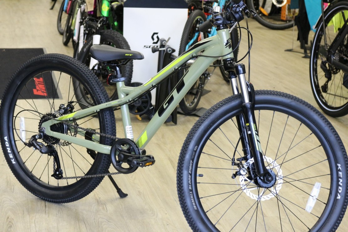 GT Stomper Ace 24 inch 2023 Mountain Bike Damian Harris Cycles E bike specialist Cardiff UK