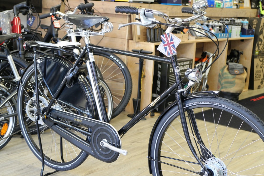 Pashley Bikes Roadster Sovereign 8 Speed Black 2022 Hybrid Damian Harris Cycles E bike specialist Cardiff UK