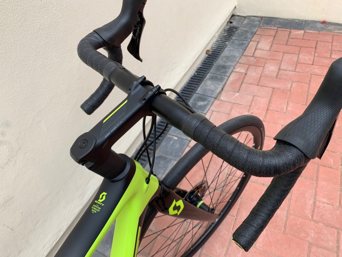 scott addict rc 10 road bike 2019